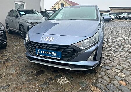 Hyundai i20 1.2 MPi GO, Navi+Bluelink,Sitz-Lenkradh.