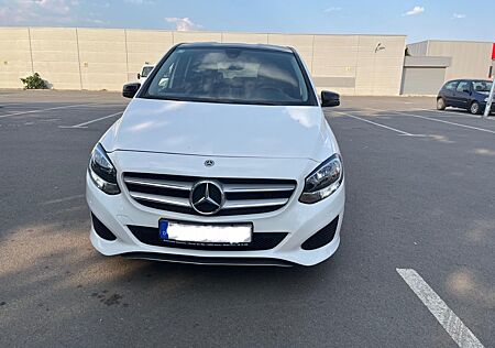 Mercedes-Benz B 220 d DCT -