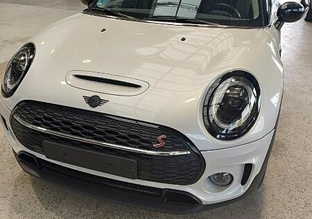 Mini Cooper S Clubman Classic Trim RFK LED Komfortzu