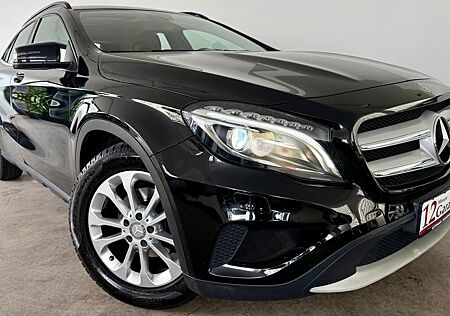 Mercedes-Benz GLA 200 CDI AHK XENON PDC NAVI SHZ