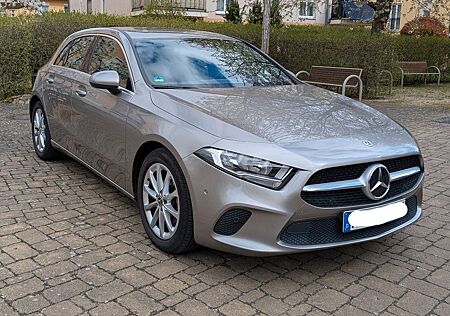 Mercedes-Benz A 160 Progressive Top gepflegtes Rentnerfahr