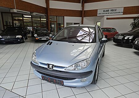 Peugeot 206 1.4 16V Schrägheck Klima 4-Türig Alu TÜV NEU