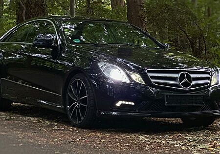 Mercedes-Benz E 500 E500 Coupé - AMG-Line - H/K Logic7 - TÜV 08/2027