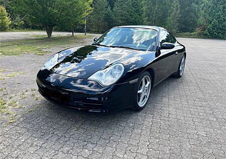 Porsche 996 Carrera Coupé Carrera