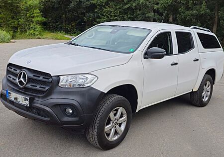 Mercedes-Benz X 220 Pick-up