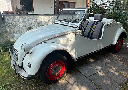 Citroën 2 CV Roadster Liebhaberstück in weiß
