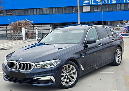 BMW 530d G30 Luxury Line Schiebedach Hud Led paket