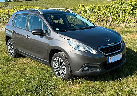 Peugeot 2008 Active TÜV NEU, SHZ, PDC, Klima, Neuteile