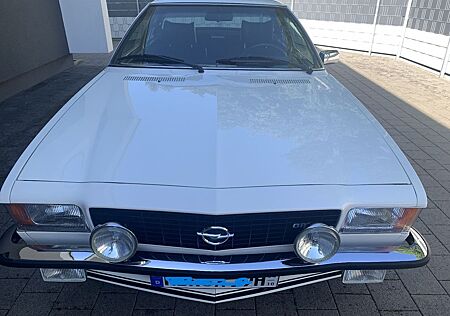 Opel Commodore B Coupe