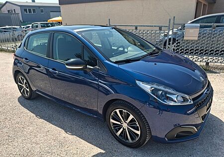 Peugeot 208 Active Panorama,NAVI,Kamera,PDC