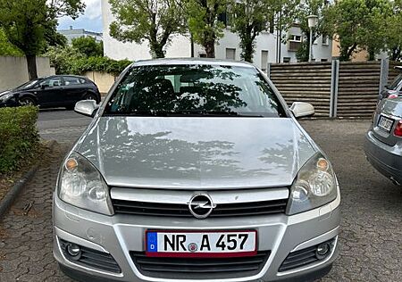 Opel Astra 1.4 Twinport | TÜV 04.2026 | Klima
