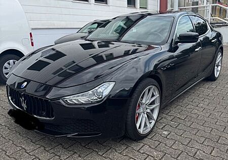 Maserati Ghibli Basis 3.0 V6 Automatik
