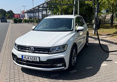 VW Tiguan Volkswagen 2.0 TDI SCR SOUND R-Line