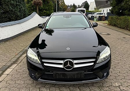 Mercedes-Benz C 220 T d PANORAMA DISTRONIC LED COMAND LEDER