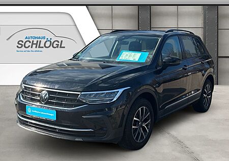 VW Tiguan Volkswagen Life 2.0 TDI SCR 110kW 7-Gang DSG 4 Türen