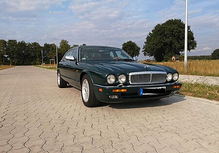 Jaguar Daimler 6.0 Double Six Langversion TÜV NEU
