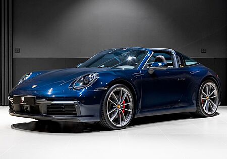 Porsche 992 Targa 4S, Club-leather, Chrono, BOSE, 14-way