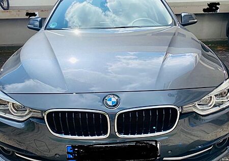 BMW 320d Automatic Sport Line
