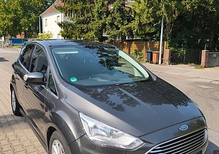 Ford C-Max Titanium