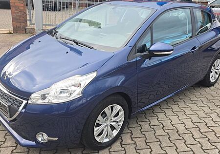 Peugeot 208 gebraucht kaufen Peugeot 208 Active CD/EPH/Winterräder