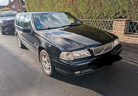 Volvo V70 2.4 103kW -
