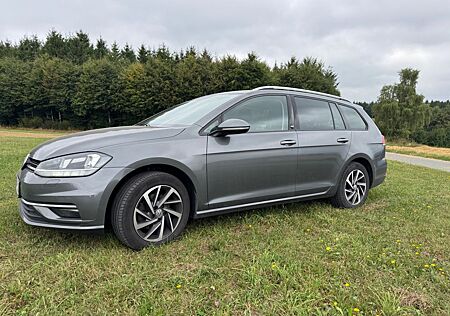 VW Golf Volkswagen 2.0 TDI Sound Variant Sound