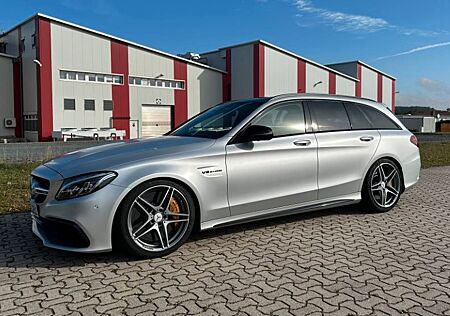 Mercedes-Benz C 63 AMG C63S*Keramik*Perf.AGA*Magno*ILS*360°*Burmester*