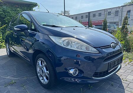 Ford Fiesta Titanium 1.4 Klima 5 türig