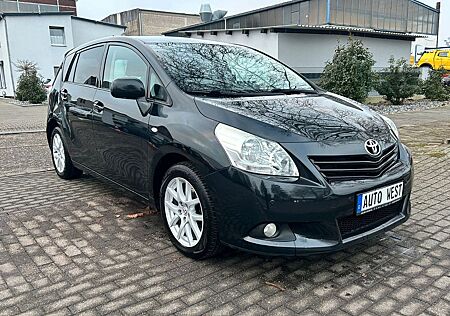 Toyota Verso Travel*Navigation*Kamera*Tüv & Au