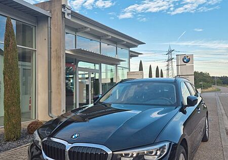 BMW 318d | Mild-Hybrid | Abstand | CarPlay | Top