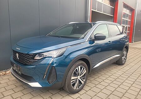 Peugeot 5008 1.2 PureTech Allure Pack Aut. Leder 7Sitzer
