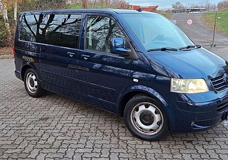 VW T5 Multivan Volkswagen Highline 4-Motion