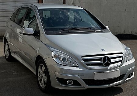 Mercedes-Benz B 160 Klima,SHZ,Alu,Xenon,PDC,Start/Stop,Tüv 05/2026