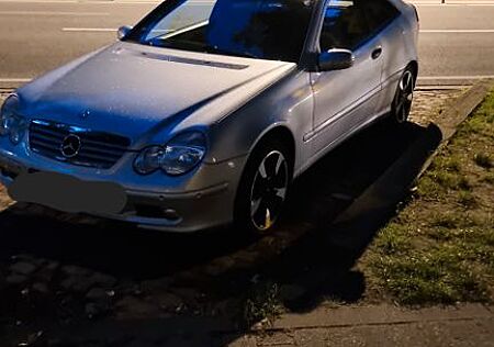 Mercedes-Benz C 180 Kompressor Sportcoupé -