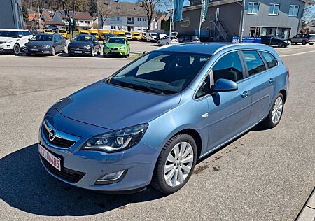 Opel Astra J 1.4 Sports Tourer Sport Xenon Navi