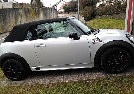 Mini Cooper SD Cabrio JCW *Saison-Ende-Preis*