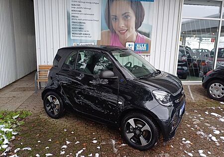 Smart ForTwo EQ*Exclusive*PANO*PTS*ALU*CAM*MEDIA*LED*S