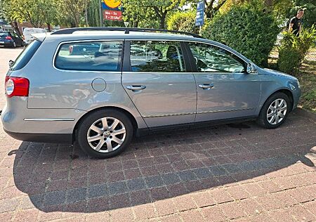 VW Passat Volkswagen 2.0 TDI DPF BlueMotion Comfortline Co...