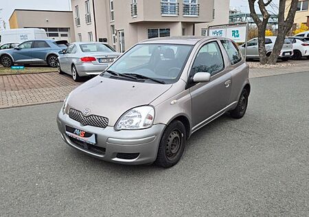 Toyota Yaris 1.0 TÜV 6/26