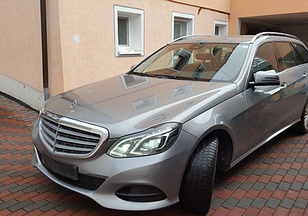 Mercedes-Benz E 350 BlueTEC 4MATIC T -