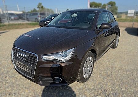 Audi A1 1.4|1.Hand|Bi-Xenon|Einpark|Sitzheiz|Bluetoth