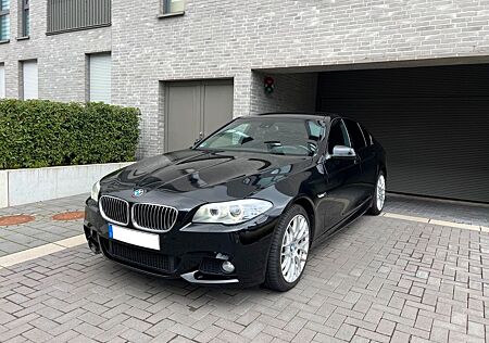 BMW 525d xDrive - M Paket ab Werk Automatik