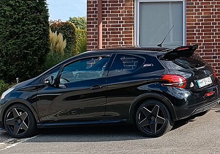 Peugeot 208 1.6 GTi by Sport THP S/S GTi...