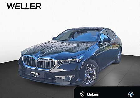 BMW 520d Limousine LivePro,AdLED,H/K,360,DrA,HUD LED