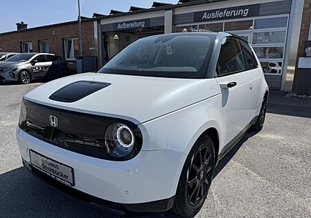 Honda e Panorama Carplay Kamera