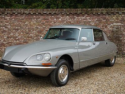 Citroën DS DS19 Pallas "Royal Family" From estate of a r