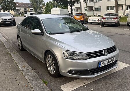 VW Jetta Volkswagen 2.0 TSI DSG Highline Highline