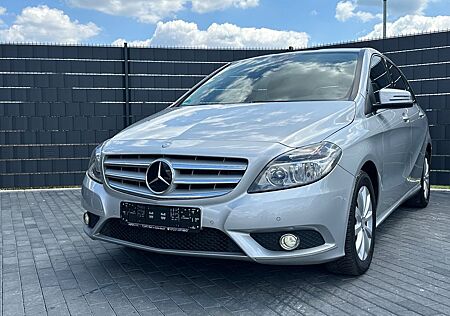 Mercedes-Benz B 180 B 180d SPORTS-TOURER*EDITION*AUTOMATIK*CAM*SHZ*