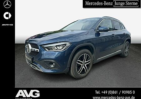 Mercedes-Benz GLA 220 d 4M Distronic RFK Ambiente LED Memory