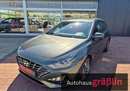 Hyundai i30 CW 1.5 T-GDI DCT Hybrid Trend Navi PDC